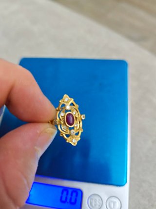 Anillo Oro 18k con Piedra Roja