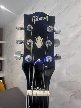 Guitarra Eléctrica Roja Estilo Gibson ES-335