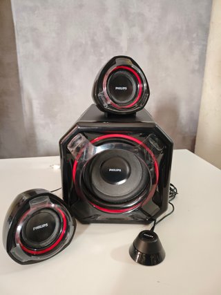 Altavoces Philips  con Subwoofer, sin envio