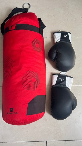 Saco y guantes boxeo niño Decathlon