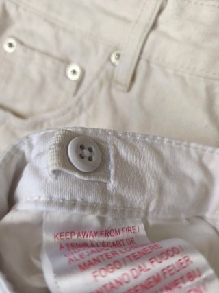 Pantalón corto vaquero Levi's blanco T.16 años