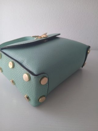 Bolso piel italiana abeja dorado
