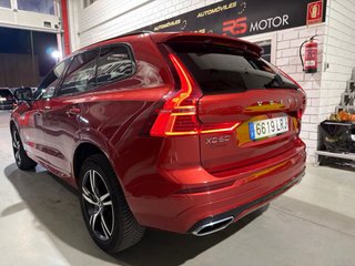 Volvo XC60 B4 Rdesing mild-hybrid techo solar