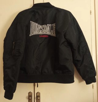 Chaqueta Bomber Lonsdale London Negra
