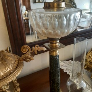 Quinquer de columna verde y cristal