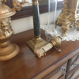 Quinquer de columna verde y cristal