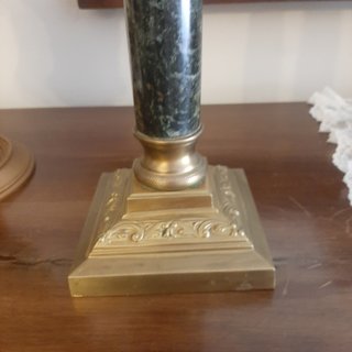 Quinquer de columna verde y cristal