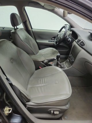 Renault Laguna V6 2004