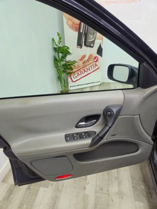 Renault Laguna V6 2004