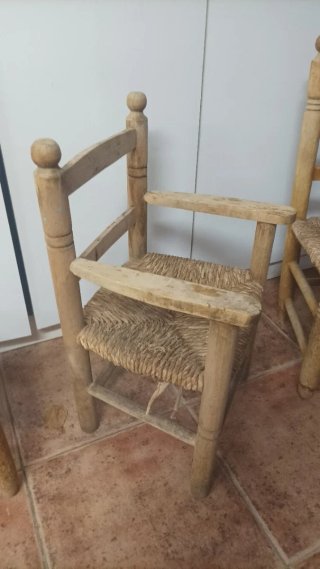 Seggiole vintage per bambini (legno e iuta)