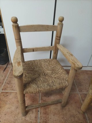 Sillas vintage para niños (madera y yute)