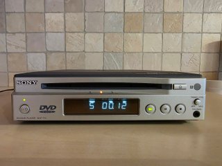 Lettore CD DVD Sony DVP-F11