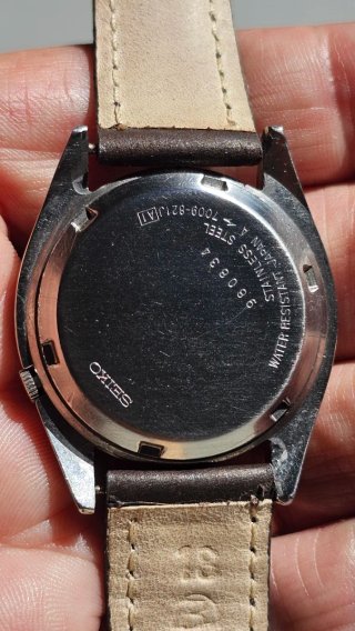 Seiko 5 Automático Vintage (7009)- Ingles/Arabe