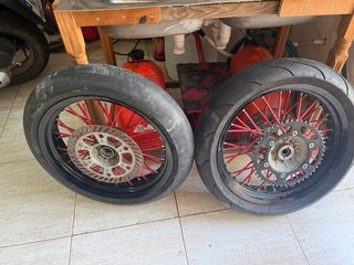 Llantas Supermotard 17 negociable