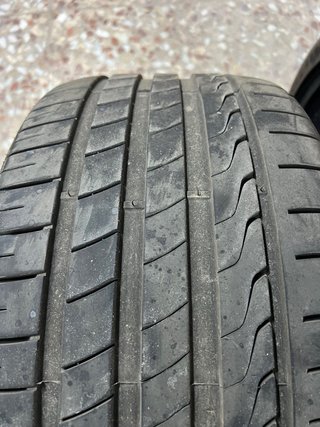 Neumáticos Minerva 275/35ZR20 - 102Y