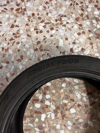 Neumáticos Minerva 275/35ZR20 - 102Y