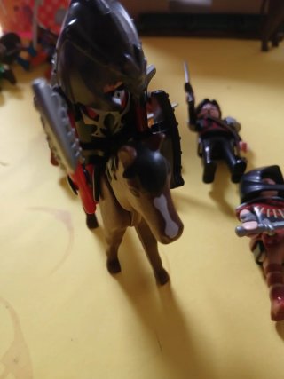 Playmobil Caballeros y Guerrero