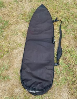 Tabla de surf Ipsylon + Funda Island Style + Leash