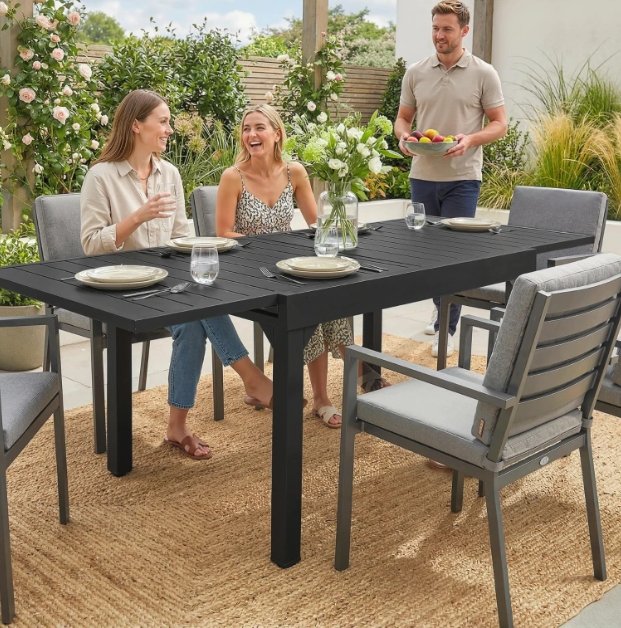 Tavolo da pranzo esterno estensibile grigio