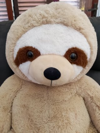 Lote de peluches: oso, vaca, elefante, perezoso
