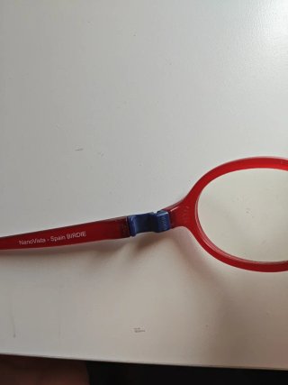 Montura de gafas roja