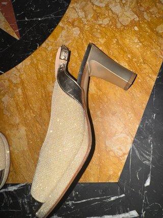 Scarpe Vernissage oro glitter slingback tacco