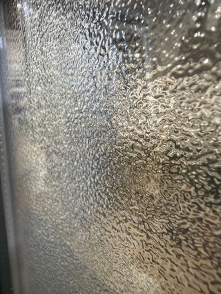 Ventana de aluminio blanca