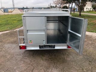 Remolque caja cerrada