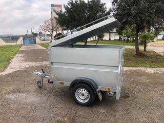 Remolque caja cerrada