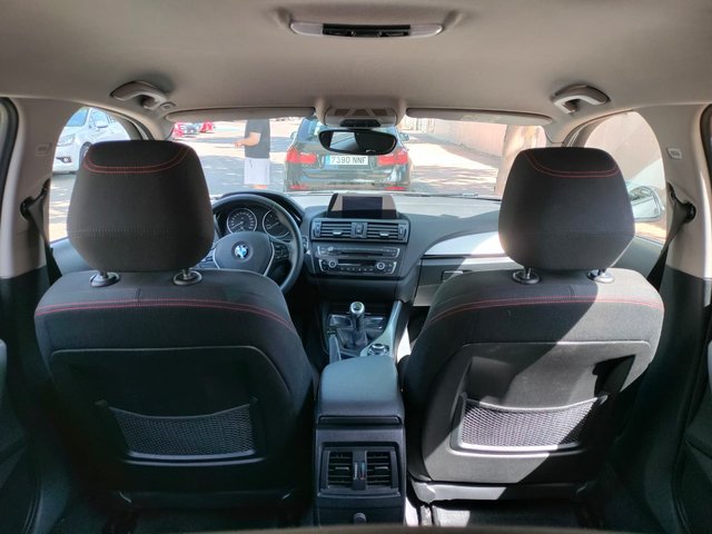 BMW 118i 170CV 2015