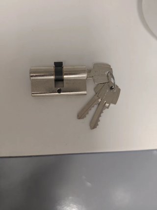 Bombín TESA 6cm con 3 llaves