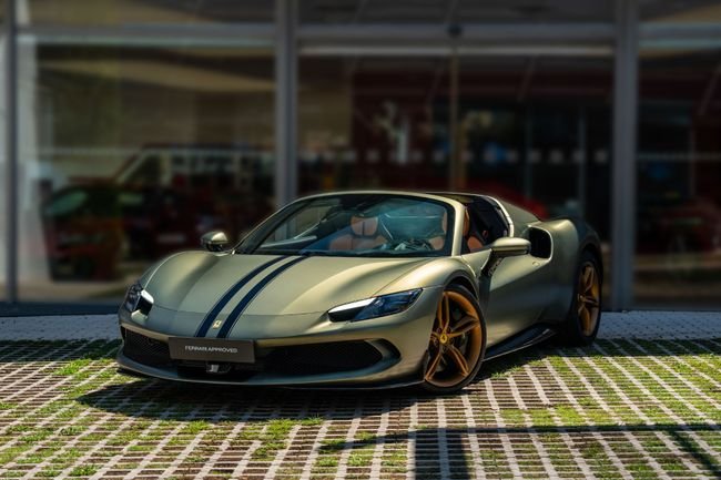 Ferrari 296 GTS - foto 1