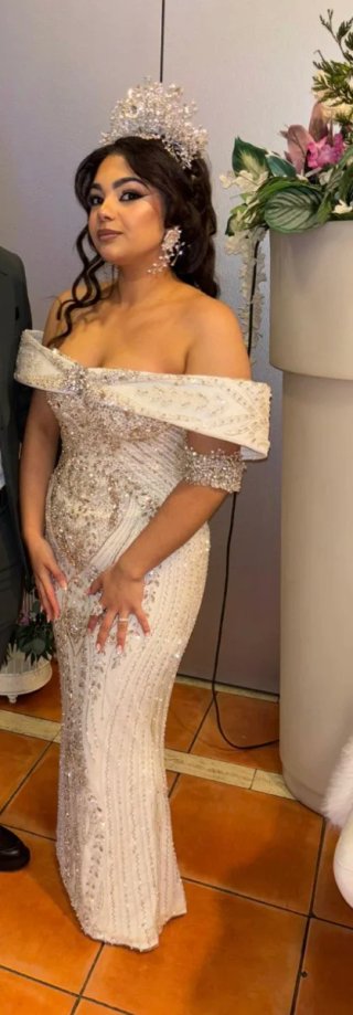 Vestido de Novia Hecho a Medida con Pedrería