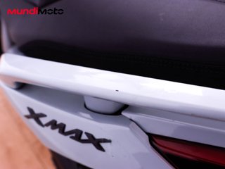 YAMAHA X-MAX 300