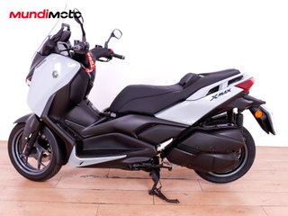 YAMAHA X-MAX 300