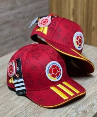 Gorra Deportiva Colombia Bonette Dorada
