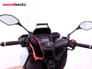YAMAHA X-MAX 300
