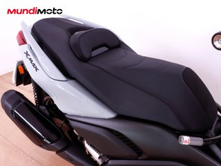 YAMAHA X-MAX 300