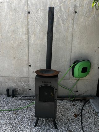 Chimenea / Barbacoa Negra BONFEU Exterior/Interior