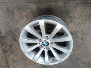 Llanta BMW E90 17 Plata