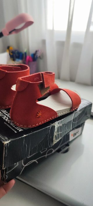Sandalias rojas ART talla 30