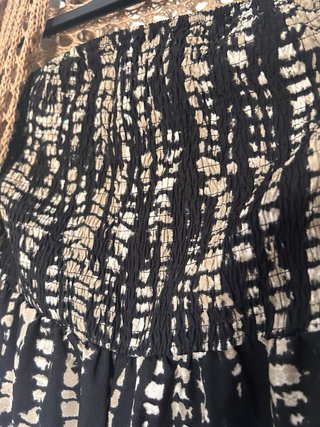 Conjunto mujer beige y negro