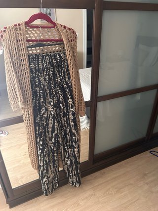 Conjunto mujer beige y negro