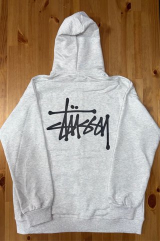 Sudadera Stussy Gris con Cremallera y Capucha