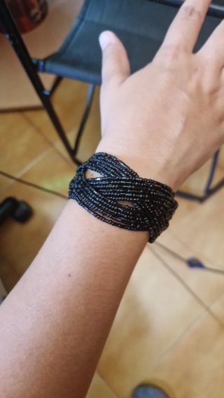 Conjunto Pulseras Metálica, Cuero y Cuentas