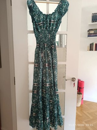 Vestido largo verde estampado