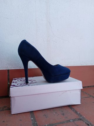 Tacones azules oscuros altos talla 39