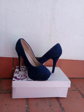 Tacones azules oscuros altos talla 39