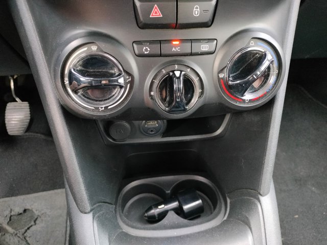 Peugeot 208 1.2L 82CV 2017