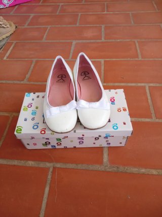 Manoletinas blancas lazo talla 35